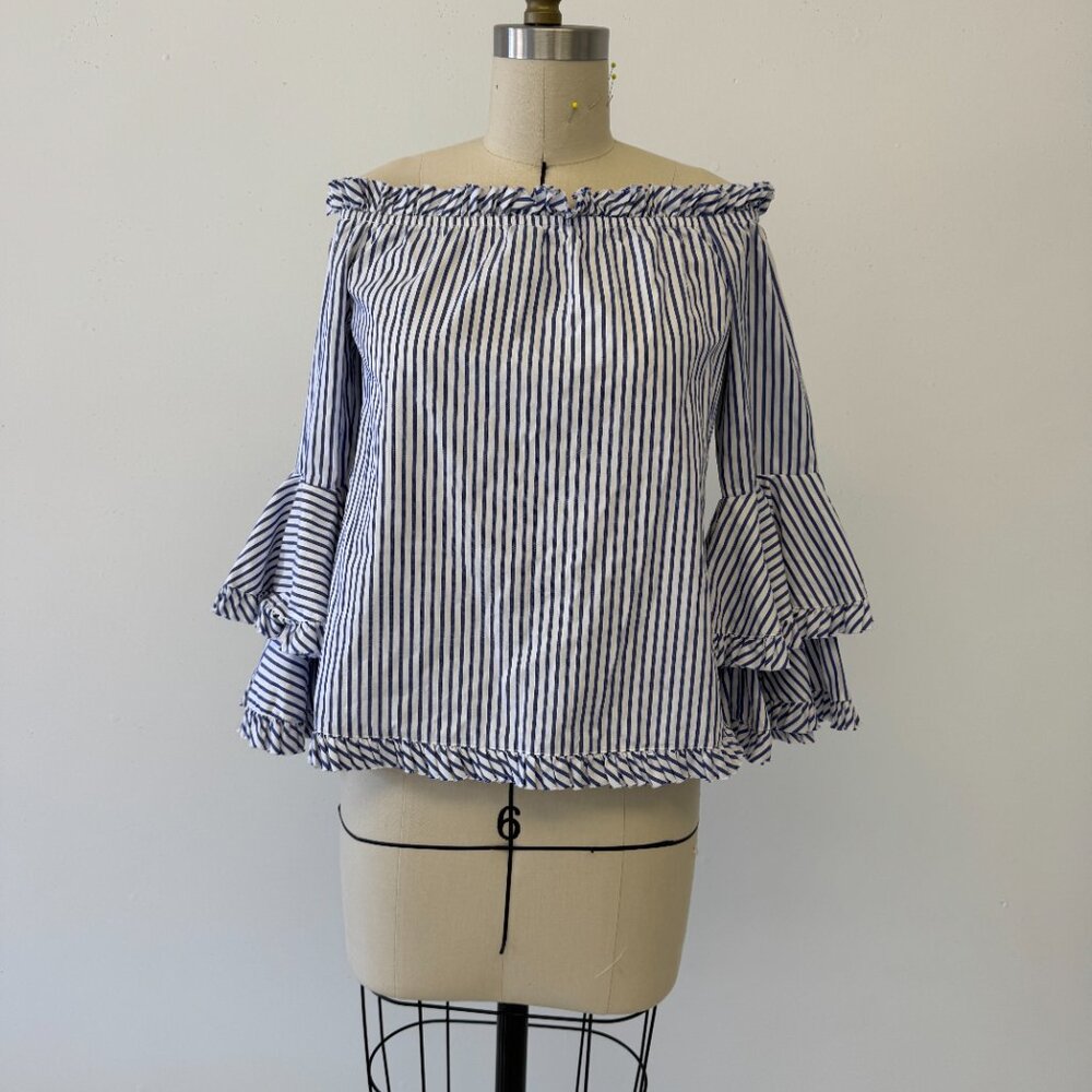 Great conditions off the shoulder stripe mid sleeve top